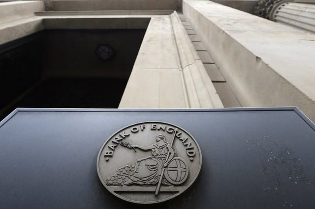 The Bank of England building, heading an article on currency and UAE spending power