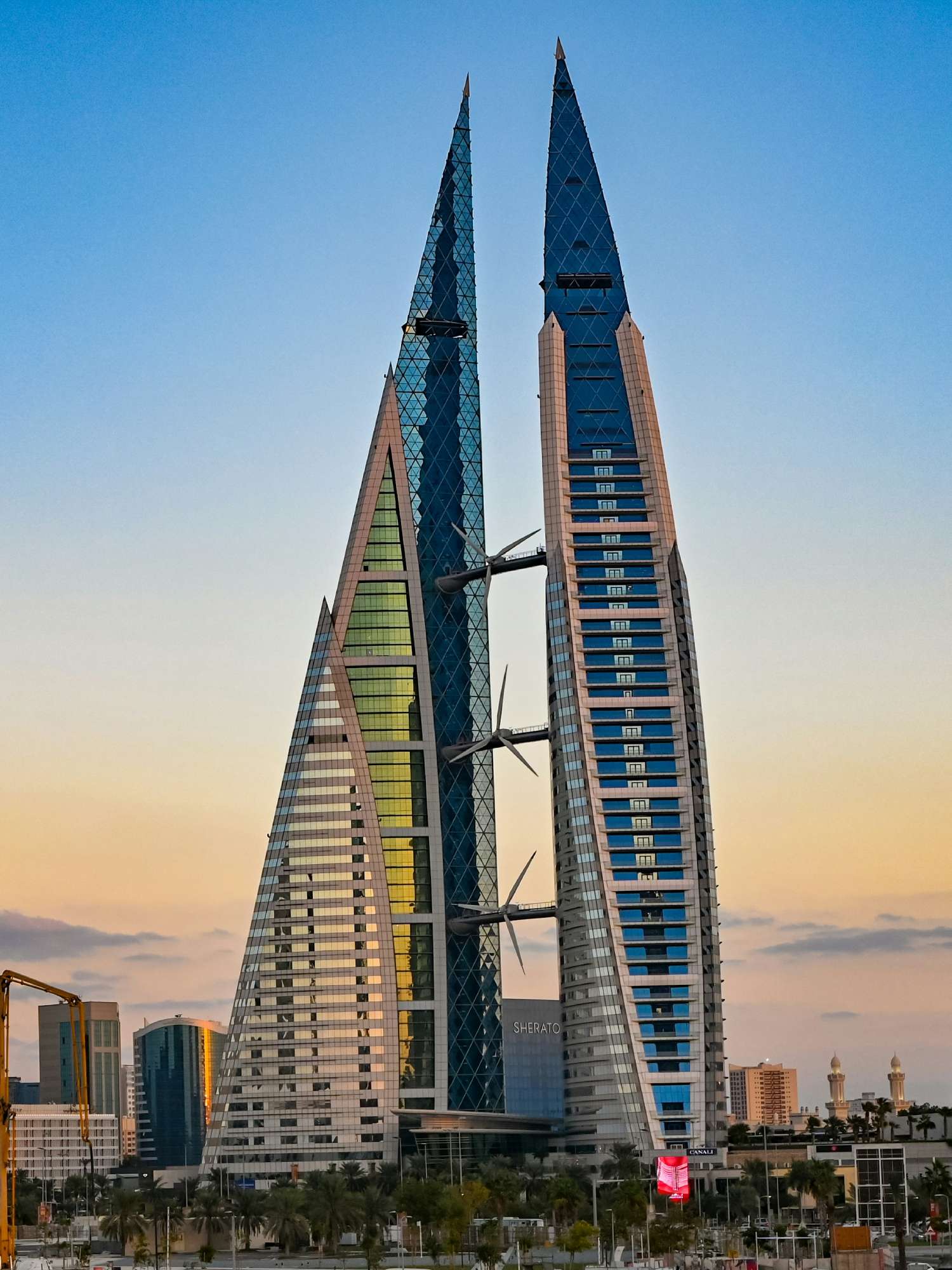 bahrain-mobile Manama skyline, Bahrain